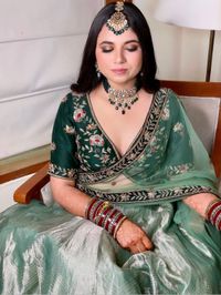 review-Makeup by Avni Jamwal