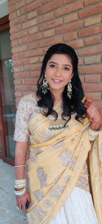 review-Makeup by Maitreyi