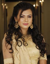 review-Saba Junaid Makeup Artist