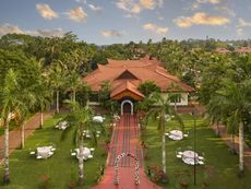 Sterling Lake Palace Alleppey