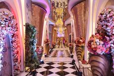 The Royale Palace Banquet By Khanak