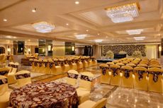 Lush Premier Hotel