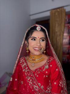 Makeovers By Vidushi