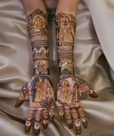 Professional Shah Mehandi Art