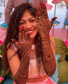 Gk Mehandi artist