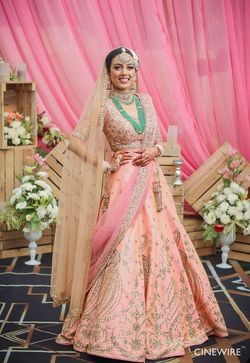 Wedding lehenga hot sale peach colour