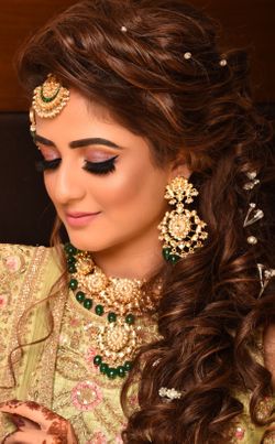 Easy bridal hairstyles for engagement ceremony. Hairstyle by Vejetha for  Swank. Fishtail braid. Brida… | Bridal hairdo, Indian wedding hairstyles,  Bridal party hair
