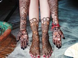 Black And Brown Nisha Herbal Hair Henna For Personal