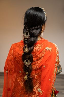 baisa poshak pic