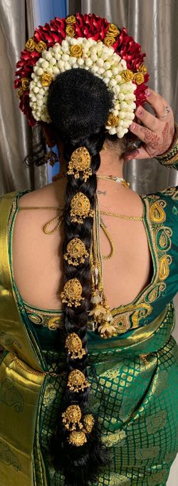 Pin by J a V a L i on moggina jade | New bridal hairstyle, Wedding hair  flowers, Bridal hair decorations