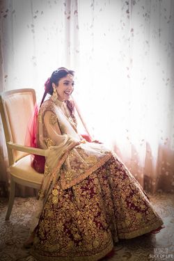 Maroon Bridal Lehenga Photos, Dark Maroon Lehenga with Contrast