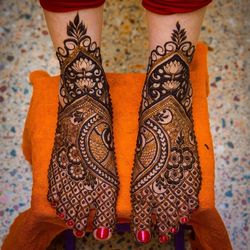 Bridal Legs Design Ns Mehendi Artist Pictures Bridal Mehendi In Mumbai Wedmegood