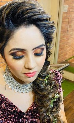 party makeup - HK Makeover Hair Makeup Artist Pictures | Bridal Makeup in  Delhi NCR - WedMeGood