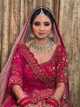 Akriti Sarraf Makeup Artist