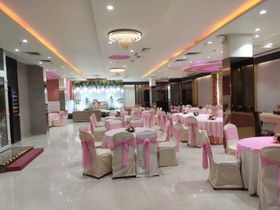 Hotel Omega