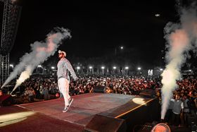 Hosting Hive Entertainment
