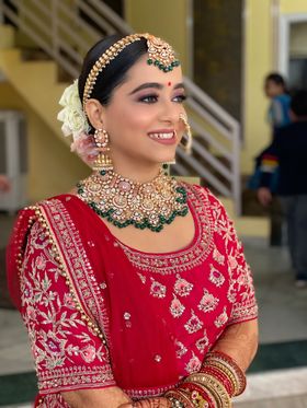 Manu Dheeraj Makeup Artist