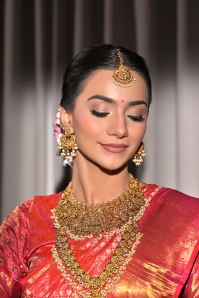 Makeup Chandni Doshi