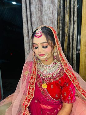 Royal Hair Makeup Studio