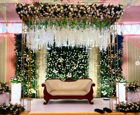 The Decor