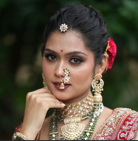 Tejaswini Gaikwad Makeup Artist