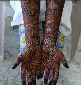 The Preshan Henna Aariwork