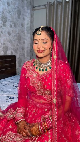 Makeup by Gunjaa Saahu