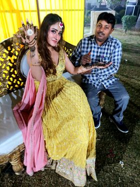 Vijay Yadav Mehandi Artist 
