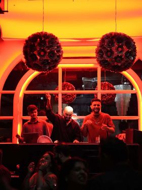 DJ Devik