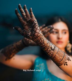 Raj Mehandi Artist