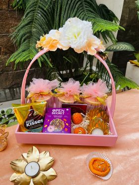 Winsome Hampers by Garima Modi