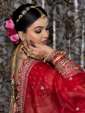 Pooja Rawat Makeup Artist