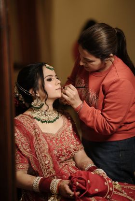 Ikpreet Kaur Makeup Artist