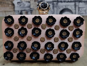 Clutches Queens Lounge