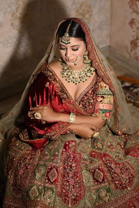 Somi Khan Makeup Artist