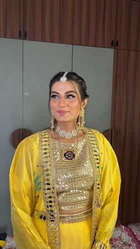 Makeup by Nikita Wadhwani