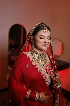 Glimz and Gloss by Jyoti Bhatia