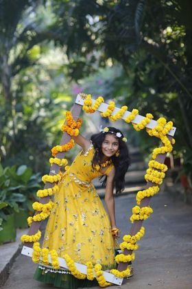 Dhru Designer Boutique and Fabrics