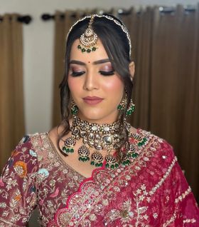 Yashi Parmar Makeup and Hair