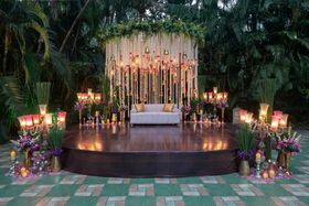 ROSEWALLS Decor