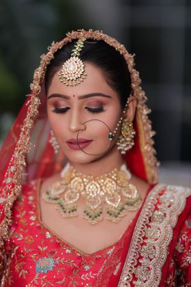 Glam Makeovers by Nandini Pandey