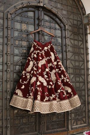 bridal lehenga maroon and golden