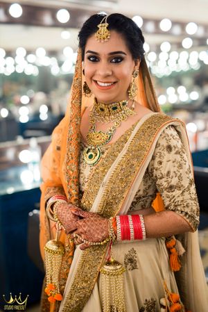 Bridal Makeup Images, Indian Bridal Makeup & Hairstyle Photos