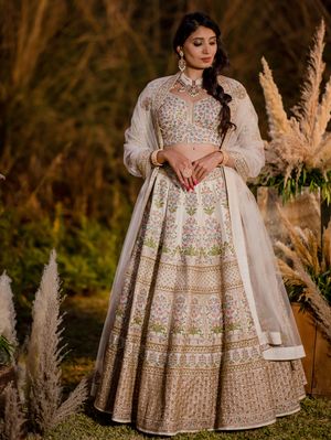 White lehenga for sales wedding online shopping