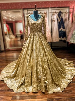 Latest Designer Gown For Women, Designer Women Gown For Wedding, Designer  Women For Function, Latest Designer Gown For Party, … Gowns, Designer  Gowns, Ladies Gown