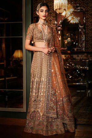 Golden wedding outlet lehenga online