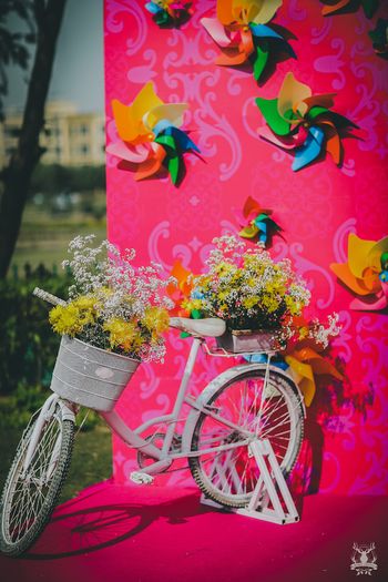 Photo of 3d paper decor with cycle photobooth