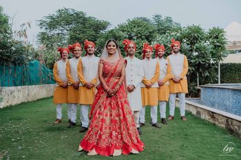 Bride with her bro maids