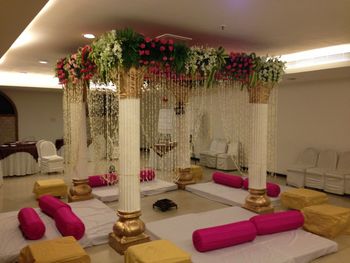 Photo of floor sitting mandap