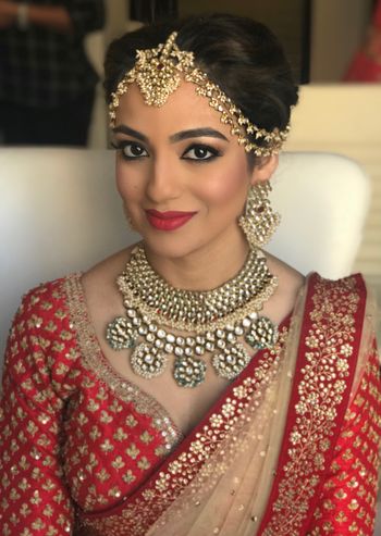kundan and pearl mathapatti and bridal necklace